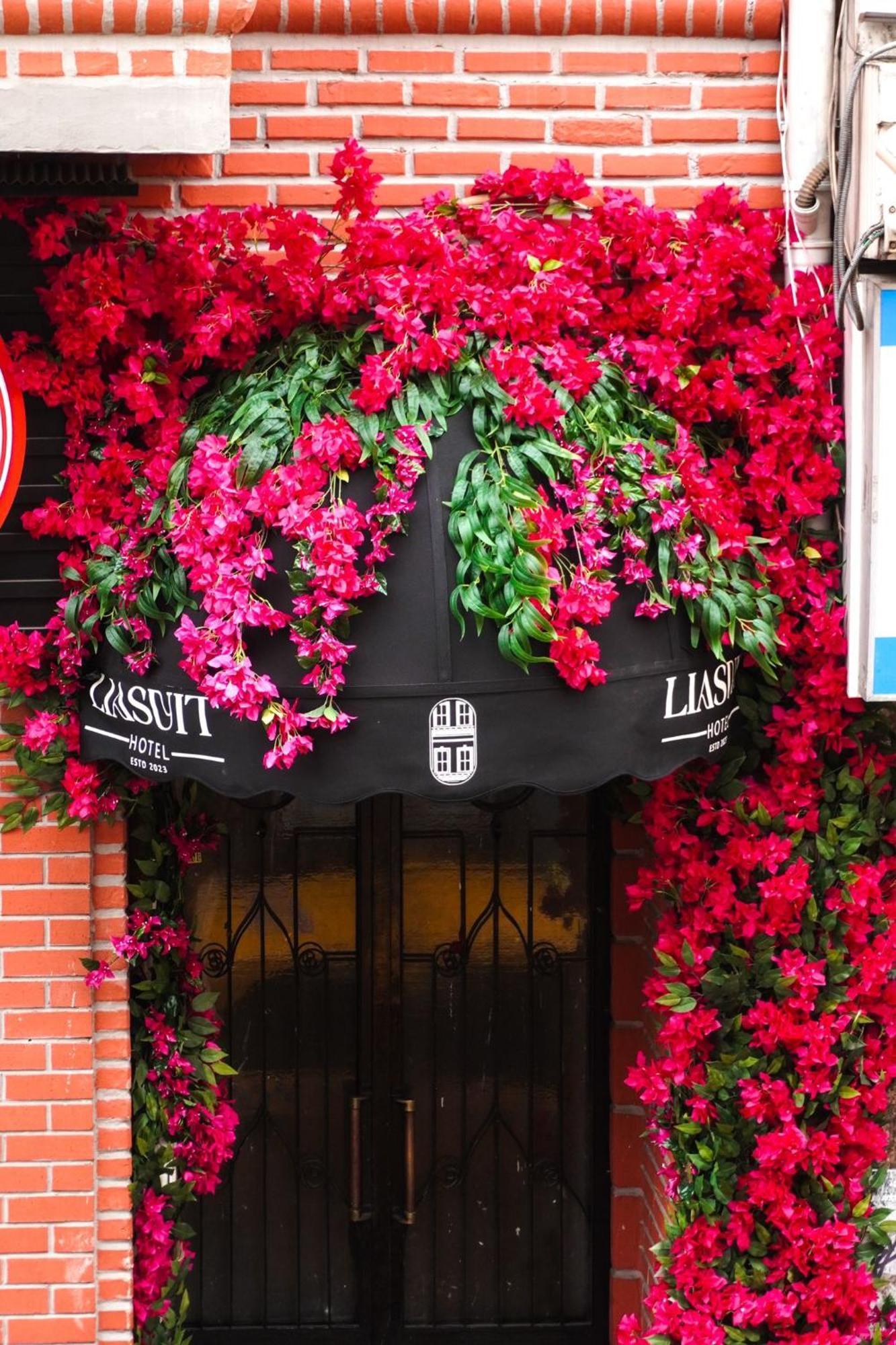 Lia Suit Besiktas Istanbul Exterior photo